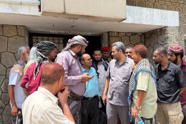 في زيارة ميدانية لمديرية طور الباحة محافظ لحج يتفقد الكلية الجامعية والمستشفى العام في زيارة ميدانية لمديرية طور الباحة محافظ لحج يتفقد الكلية الجامعية والمستشفى العام