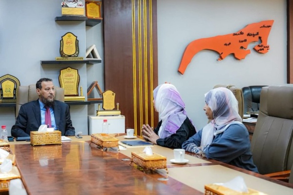 محافظ العاصمة عدن يؤكد أهمية دور الجهاز المركزي للإحصاء في دعم التخطيط للمشاريع الاستراتيجية محافظ العاصمة عدن يؤكد أهمية دور الجهاز المركزي للإحصاء في دعم التخطيط للمشاريع الاستراتيجية