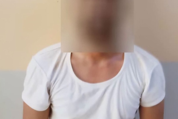 شرطة التواهي تلقي القبض على متهم شرع في قتل بائع قات بسوق التواهي تفاصيل شرطة التواهي تلقي القبض على متهم شرع في قتل بائع قات بسوق التواهي تفاصيل