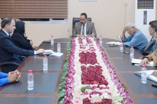 وزير الأشغال العامة والطرق يطلع على نتائج اجتماعات القاهرة مع البنك الدولي وزير الأشغال العامة والطرق يطلع على نتائج اجتماعات القاهرة مع البنك الدولي