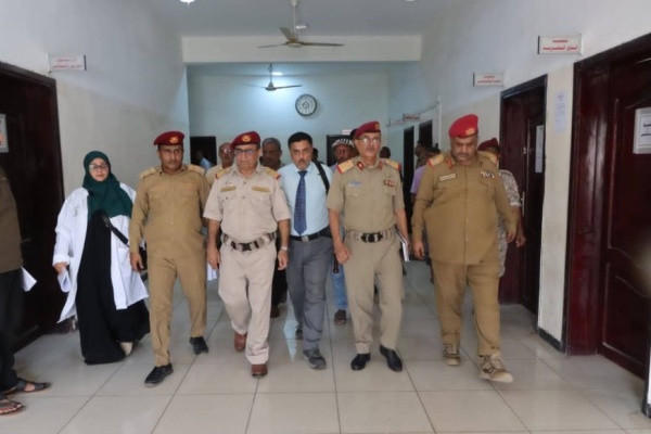 عدن لجنة من وزارة الدفاع تطلع على مستشفى عبود العسكري لحصر الأصول وتقييم الخدمات الطبية