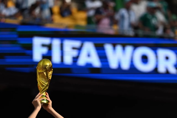 ثلاثة منتخبات عربية ستلعب اليوم في كأس العالم تفاصيل