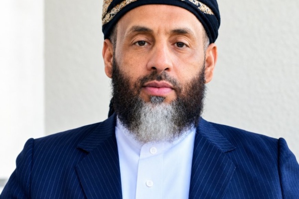 الوزير شبيبة يدعو إلى توحيد الصف الوطني ودعم الجبهات وإسنادها لمواجهة مليشيا الحوثي الوزير شبيبة يدعو إلى توحيد الصف الوطني ودعم الجبهات وإسنادها لمواجهة مليشيا الحوثي
