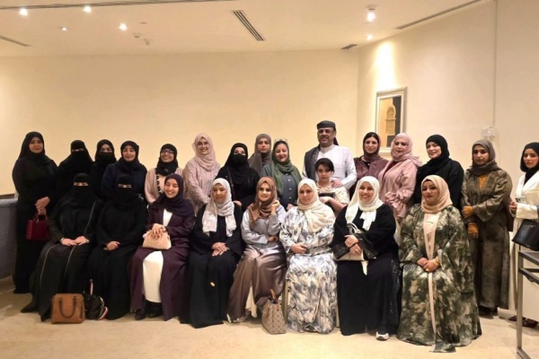 الميسري يؤكد الدور المحوري للمرأة في بناء الدولة ويدعو إلى دعم الحوار الجنوبي الميسري يؤكد الدور المحوري للمرأة في بناء الدولة ويدعو إلى دعم الحوار الجنوبي