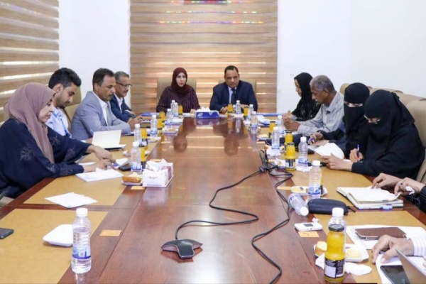 لجنة تسيير الأمن الغذائي بعدن تناقش الاستراتيجية الوطنية للأمن الغذائي 2026 2030 لجنة تسيير الأمن الغذائي بعدن تناقش الاستراتيجية الوطنية للأمن الغذائي 2026 2030