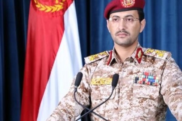 أول تعليق حوثي على استهداف مطار صنعاء بغارات جوية أول تعليق حوثي على استهداف مطار صنعاء بغارات جوية