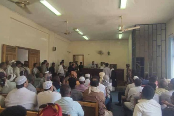 محكمة تريم الابتدائية بحضرموت تصدر حكم الإعدام قصاصا في جريمة قتل عمد تفاصيل محكمة تريم الابتدائية بحضرموت تصدر حكم الإعدام قصاصا في جريمة قتل عمد تفاصيل