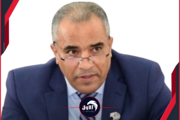 بموقف عفوي لوزير التربية العبادي النخعي المناصب لا تغي ر الرجال ولكنها تكشف معادنهم بموقف عفوي لوزير التربية العبادي النخعي المناصب لا تغي ر الرجال ولكنها تكشف معادنهم