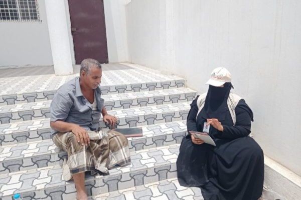 الباحثات الميدانيات يواصلن تنفيذ أعمال الفترة 17 من مسح ميزانية الأسرة في مديرية الغيضة بمحافظة المهرة الباحثات الميدانيات يواصلن تنفيذ أعمال الفترة 17 من مسح ميزانية الأسرة في مديرية الغيضة بمحافظة المهرة