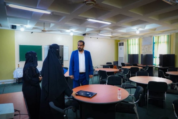 الوكيل الجهوري يط لع على سير العمل بالإدارة العامة لبحوث التنمية الإدارية والتدريب ويؤكد دعم تطوير الأداء المؤسسي الوكيل الجهوري يط لع على سير العمل بالإدارة العامة لبحوث التنمية الإدارية والتدريب ويؤكد دعم تطوير الأداء المؤسسي