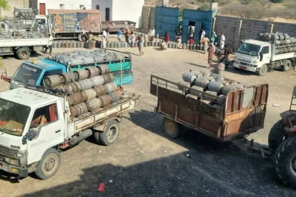 أزمة غاز تخنق المحافظات المحررة