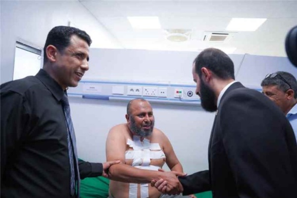 المحافظ المنقذ الرباش يتفقد مستشفى ر صد العام لبحث الاحتياجات وتحسين الخدمات الطبية المحافظ المنقذ الرباش يتفقد مستشفى ر صد العام لبحث الاحتياجات وتحسين الخدمات الطبية