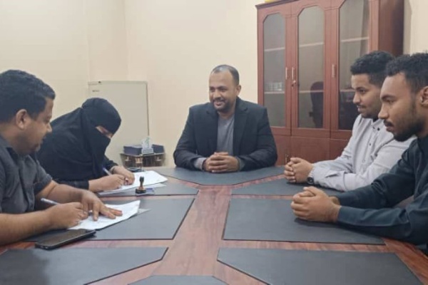 الوكيل باعلوي يشهد توقيع مذكرة تفاهم للتحول الرقمي وتمكين الشباب الوكيل باعلوي يشهد توقيع مذكرة تفاهم للتحول الرقمي وتمكين الشباب