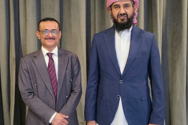 المحرمي يستقبل رئيس مركز نشوان الحميري ويؤكد أهمية المعركة الثقافية في مواجهة المشروع الحوثي
