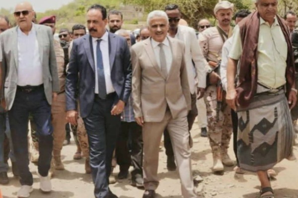 وزير الأشغال ومحافظ تعز يدشنان مشروع صيانة وإعادة تأهيل طريق النشمة حوبان قدس وزير الأشغال ومحافظ تعز يدشنان مشروع صيانة وإعادة تأهيل طريق النشمة حوبان قدس