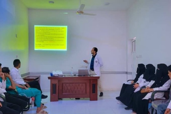 دائرة الخدمات الطبية تنظم محاضرة علمية متقدمة حول الاستخدام السريري لمضادات التخثر advanced clinical anticoagulation دائرة الخدمات الطبية تنظم محاضرة علمية متقدمة حول الاستخدام السريري لمضادات التخثر advanced clinical anticoagulation
