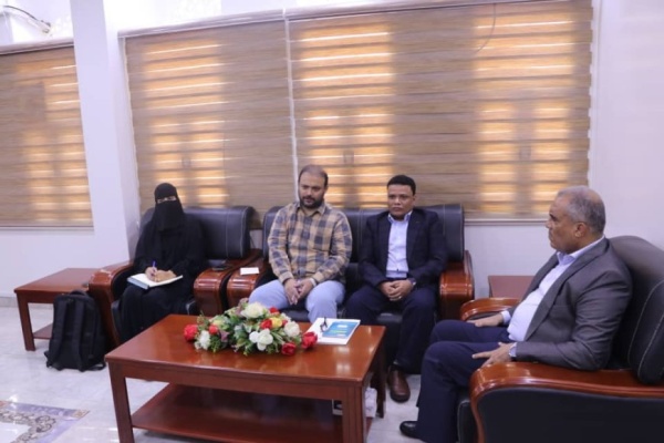 وزير التربية العبادي يلتقي مؤسسة ائتلاف الخير للإغاثة الإنسانية بعدن وزير التربية العبادي يلتقي مؤسسة ائتلاف الخير للإغاثة الإنسانية بعدن