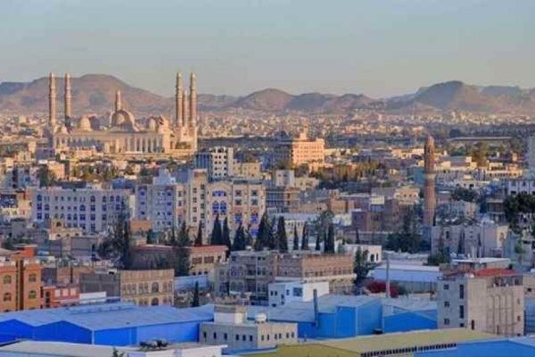 صنعاء أمام حدث جديد وفاة امرأتين وانقطاع طرق