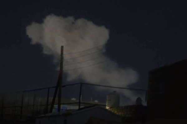 عاجل صورة للحظة القصف الصاروخي الحوثي على مأرب عاجل صورة للحظة القصف الصاروخي الحوثي على مأرب