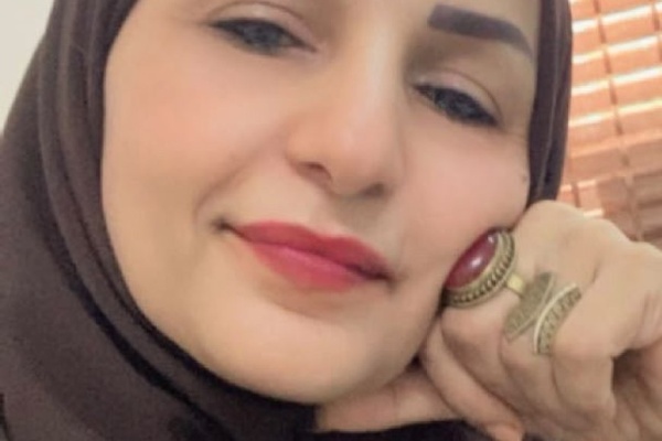 أرض البلاستيك