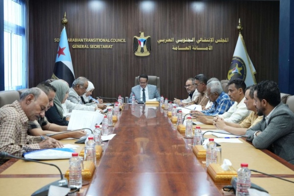 اجتماع استثنائي للمجلس الانتقالي في عدن ولجنته العسكرية تحضر لـ مليونية الجيش الجنوبي اجتماع استثنائي للمجلس الانتقالي في عدن ولجنته العسكرية تحضر لـ مليونية الجيش الجنوبي