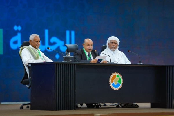 برئاسة عضو مجلس القيادة الخنبشي حضرموت تشهد انعقاد المؤتمر التأسيسي العام للمجلس التنسيقي الحضرمي الأعلى بمدينة المكلا برئاسة عضو مجلس القيادة الخنبشي حضرموت تشهد انعقاد المؤتمر التأسيسي العام للمجلس التنسيقي الحضرمي الأعلى بمدينة المكلا