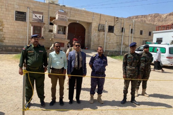 النيابة العامة بسيئون تنفذ حكم القصاص بحق مدان بجريمة قتل عمد