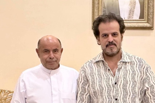 الخنبشي يزور أسرة الرئيس هادي في الرياض مواسيا ووفاء لمسيرته الوطنية