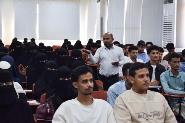 وسط التزام طلابي متميز كلية طب الأسنان بجامعة عدن تدش ن عامها الدراسي الجديد