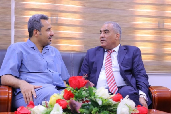 وزير التربية والتعليم العبادي يلتقي محافظ لحج الحالمي ويبحث واقع التعليم بالمحافظة