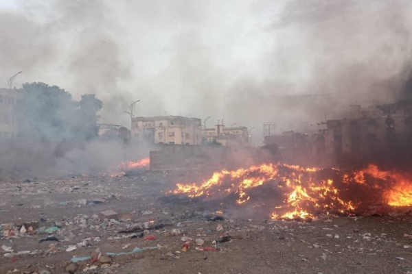 القبض على مفتعل حرائق مستشفى الجمهورية بعدن والتحقيقات تتواصل لكشف الجهات التي تقف وراء الحادثة القبض على مفتعل حرائق مستشفى الجمهورية بعدن والتحقيقات تتواصل لكشف الجهات التي تقف وراء الحادثة