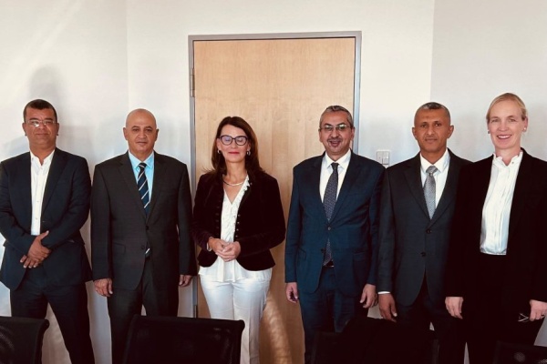 وزير المياه والبيئة يبحث في برلين تعزيز التعاون اليمني الألماني في قطاع ي المياه والبيئة وزير المياه والبيئة يبحث في برلين تعزيز التعاون اليمني الألماني في قطاع ي المياه والبيئة