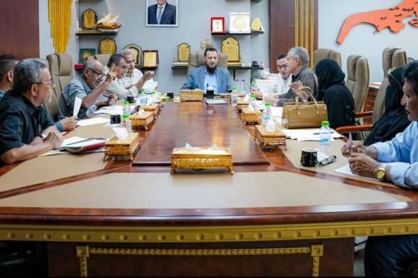 برئاسة المحافظ شيخ لجنة المناقصات تقر مناقصتي تأهيل مبنى الخدمة المدنية وعدد من مكاتب السلطة المحلية برئاسة المحافظ شيخ لجنة المناقصات تقر مناقصتي تأهيل مبنى الخدمة المدنية وعدد من مكاتب السلطة المحلية