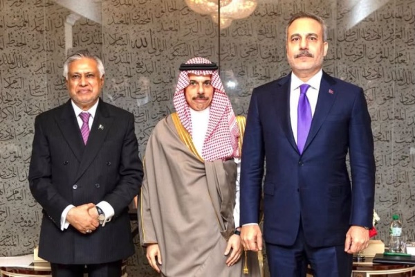 عقب استهداف مكة والمنشآت السعودية تحرك عسكري عاجل بين الرياض وإسلام آباد وأنقرة