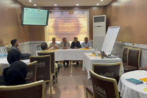برعاية الوزير السقطري تدشين دورة تدريبية لتعزيز نظم الترصد والإبلاغ والاستجابة السريعة للأمراض الحيوانية