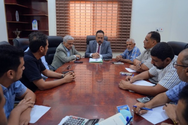 وزير الأشغال يؤكد ضرورة مضاعفة جهود صيانة وتأهيل الطرق والبنية التحتية وزير الأشغال يؤكد ضرورة مضاعفة جهود صيانة وتأهيل الطرق والبنية التحتية