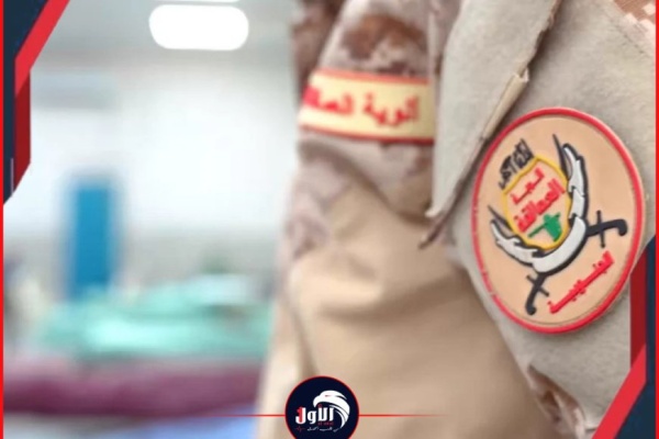 مقطع فيديو مؤثر لقوات العمالقة الجنوبية تجاه الأسرى الحوثيين المصابين العمالقة عنوان البطولة والإنسانية