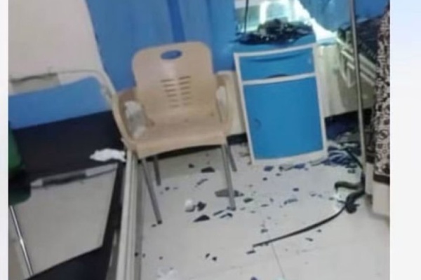 قصف حوثي على أحياء تعز السكنية يخلف 5 شهداء و17 جريحا خلال 24 ساعة قصف حوثي على أحياء تعز السكنية يخلف 5 شهداء و17 جريحا خلال 24 ساعة