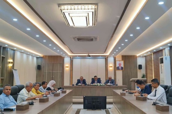 الوزير السقطري يناقش مع البنك الدولي التحضير لمشروع تنمية مصايد الأسماك الجديد وأولويات المرحلة القادمة الوزير السقطري يناقش مع البنك الدولي التحضير لمشروع تنمية مصايد الأسماك الجديد وأولويات المرحلة القادمة