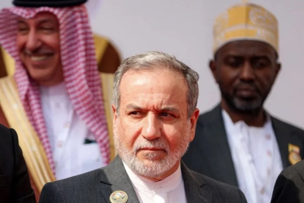 بالفيديو تصريح إيراني مفاجئ وزير الخارجية عراقجي يكشف تفاصيل سرية لوساطة بين الرياض وصنعاء