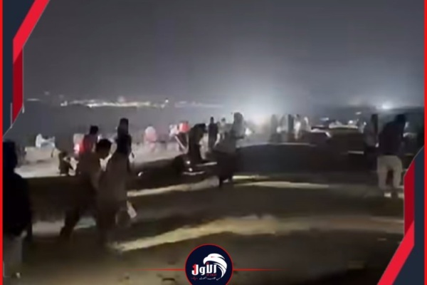 عاجل وبالفيديو آلاف المواطنين يتدفقون لساحلي المكلا خلف روكب للبحث عن هذا تفاصيل صادمة