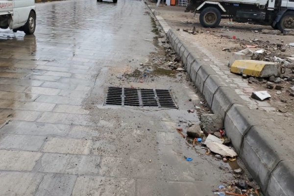 بجهود السلطة المحلية نجاح مشروع طريق حجيف في تصريف مياه الأمطار بمديرية التواهي بجهود السلطة المحلية نجاح مشروع طريق حجيف في تصريف مياه الأمطار بمديرية التواهي