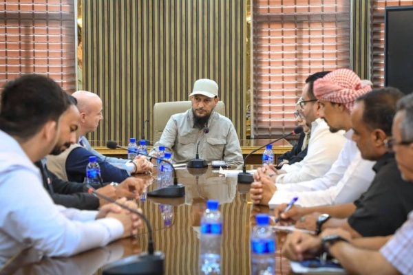 المحافظ شيخ يبحث مع ممثل صندوق الأمم المتحدة للسكان دعم برامج التدريب والتأهيل وسبل مواجهة التحديات الإنسانية في العاصمة عدن المحافظ شيخ يبحث مع ممثل صندوق الأمم المتحدة للسكان دعم برامج التدريب والتأهيل وسبل مواجهة التحديات الإنسانية في العاصمة عدن