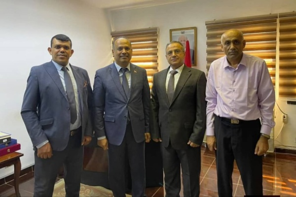 القاهرة المستشار الثقافي يستقبل رئيس جامعة عدن والوفد المرافق له القاهرة المستشار الثقافي يستقبل رئيس جامعة عدن والوفد المرافق له