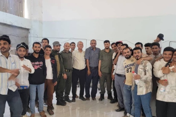 مدير إصلاحية عدن المركزية يستقبل وفد طلاب من كلية الحقوق بجامعة عدن مدير إصلاحية عدن المركزية يستقبل وفد طلاب من كلية الحقوق بجامعة عدن