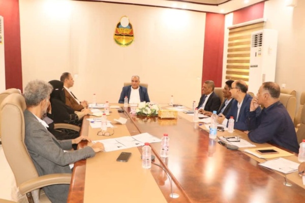 مجلس إدارة مركز البحوث التربوية يعقد اجتماعه الدوري الاول في عدن ويقر حزمة إجراءات تطويرية مجلس إدارة مركز البحوث التربوية يعقد اجتماعه الدوري الاول في عدن ويقر حزمة إجراءات تطويرية