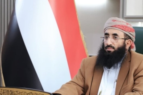 وزير الأوقاف فك حصار تعز واجب ديني ووطني وصمت المجتمع الدولي يطيل المأساة