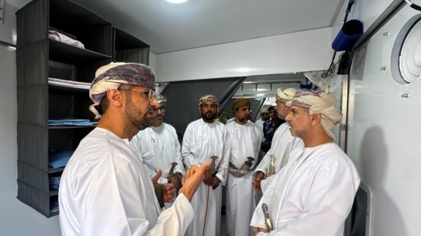 الصحة تدشن أول وحدة متنقلة للتطهير من المواد الخطرة بمستشفى خصب الصحة تدشن أول وحدة متنقلة للتطهير من المواد الخطرة بمستشفى خصب