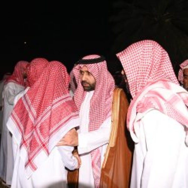 أمير منطقة جازان ونائبه يقد مان واجب العزاء لل غبي