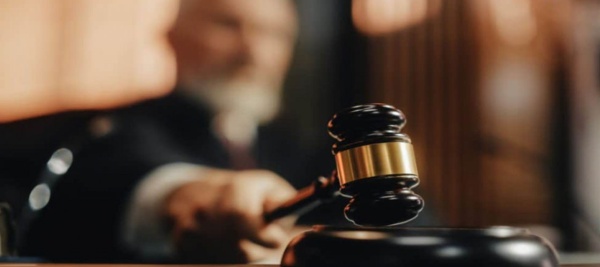 الإعدام لمغتصبي طفلة 15 سنة محام يحسم الجدل ويكشف مفاجآت قانونية حول عقوبة القاصرين والبالغين